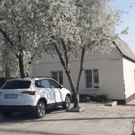 Апартаменти Поруч Із Софіївським Парком Dolce Vita , "У Нас Є Світло Завжди" Umanʼ Exterior foto